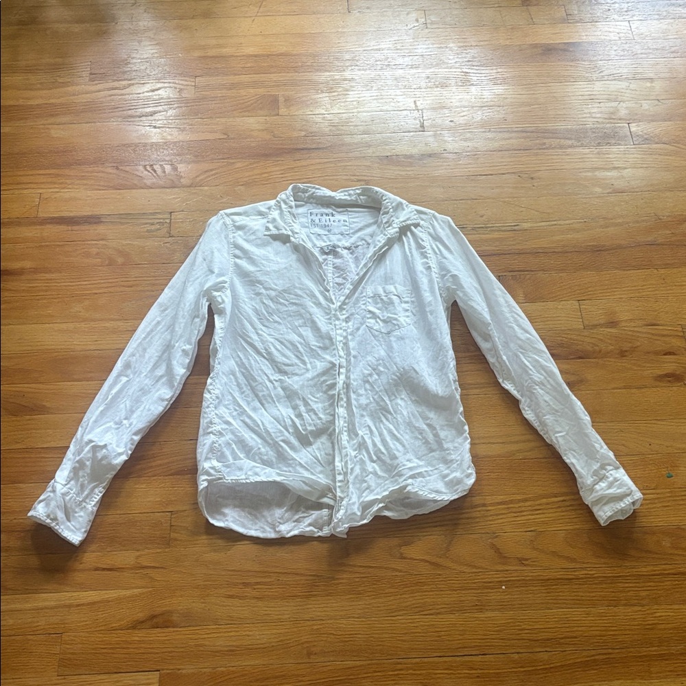 Frank and Eileen 100% Linen Button Down (READ DESCRIPTION)